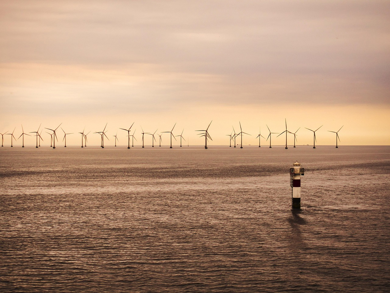 Major Shakeup in Offshore Wind Power: Industry Giants Suspend Operations, Future of 30GW of Projects Uncertain