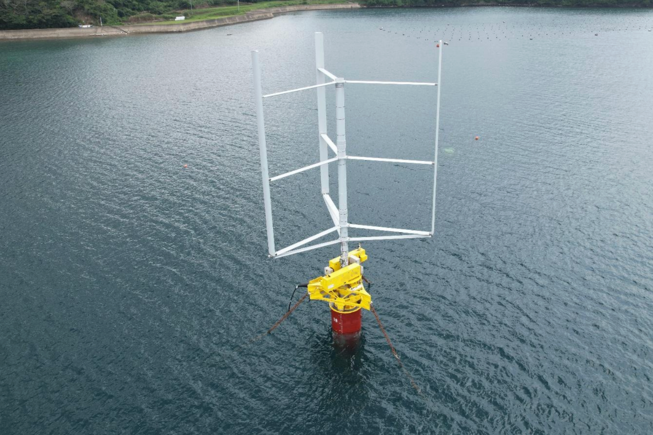 Dramatic Turbine Cost Cuts: Japan Deploys Vertical-Axis Floating Wind Prototype