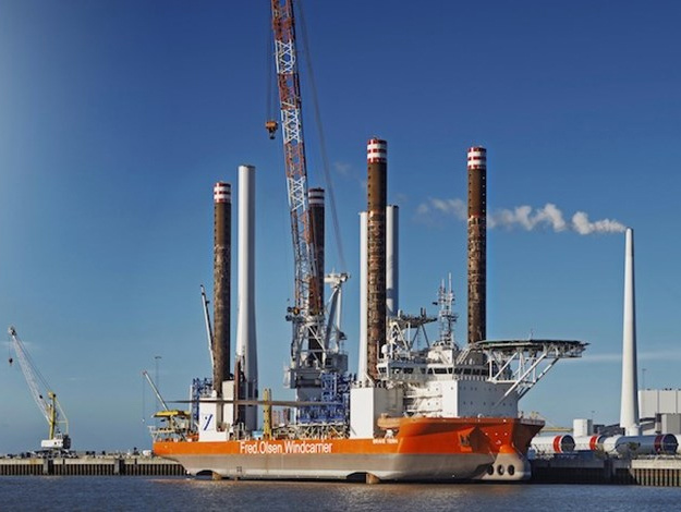Nine Turbine Blades Wrecked! Investigation Report Released on Wind Installation Vessel Collision